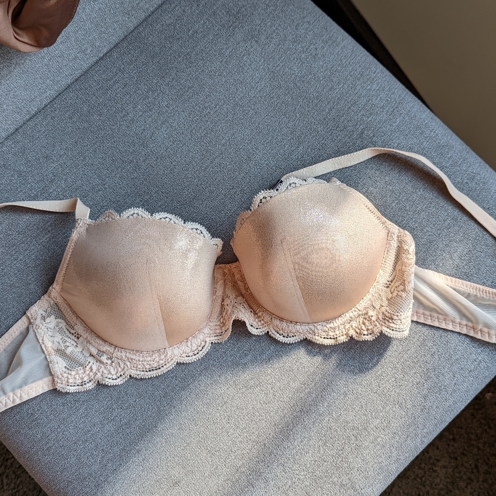 Metallic Soft Pink Dream Angels Victoria Secret 34B Bra